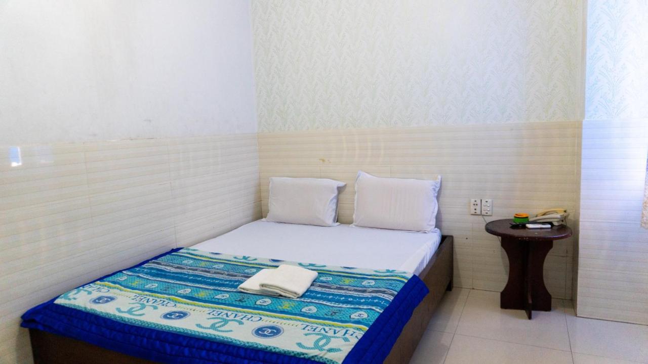 Quynh Anh Hotel Ho Chi Minh City Exterior photo